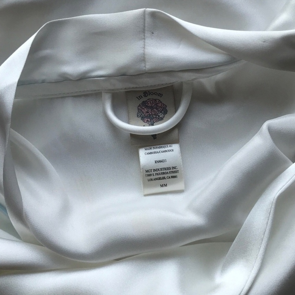 Bride Robe - Picture 4 of 4